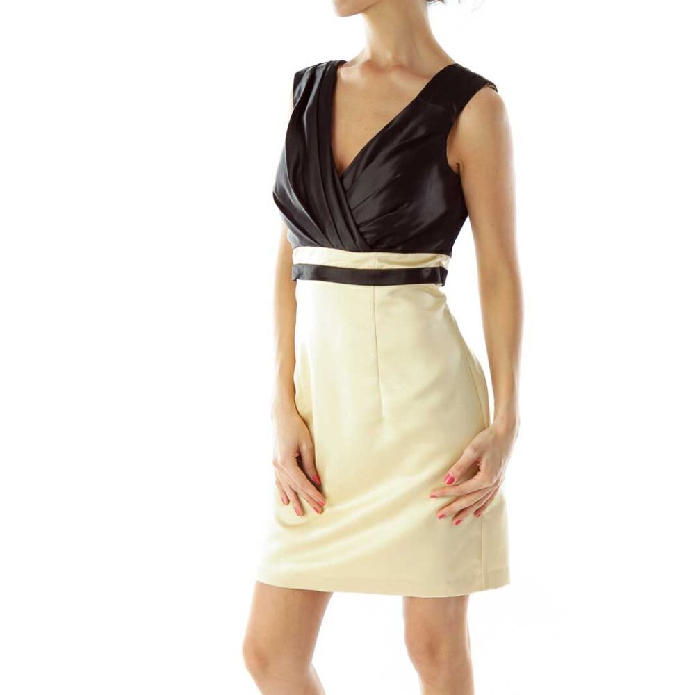 Liz Fields Black Gold V-Neck Cocktail Dress